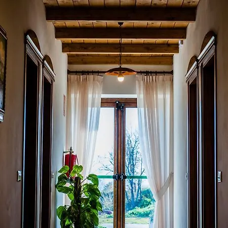 Colle Tripio Farm stay *